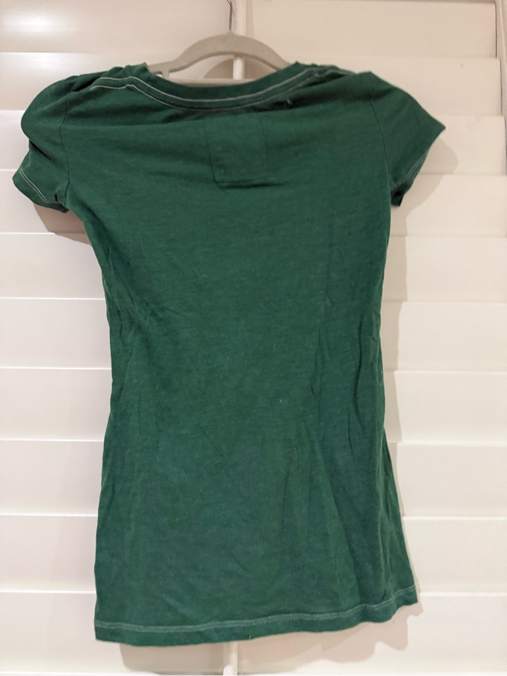 Hollister t shirt, small - Picture 2 of 3